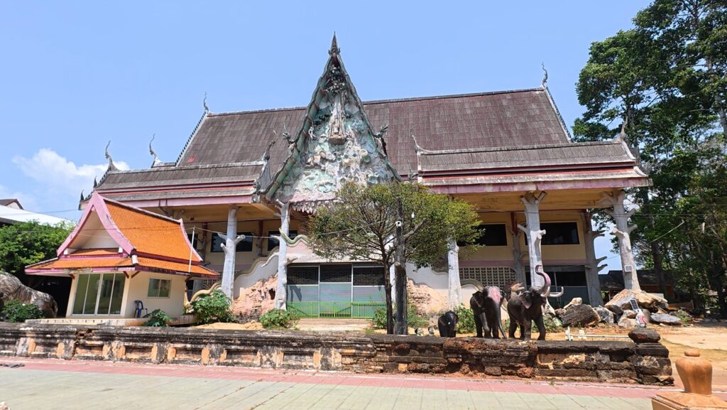 Historic Ubosot of Wat Yothanimit