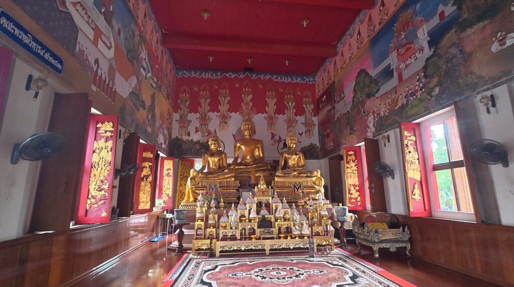 Interior of the new Ubosot at Wat Tapon Yai