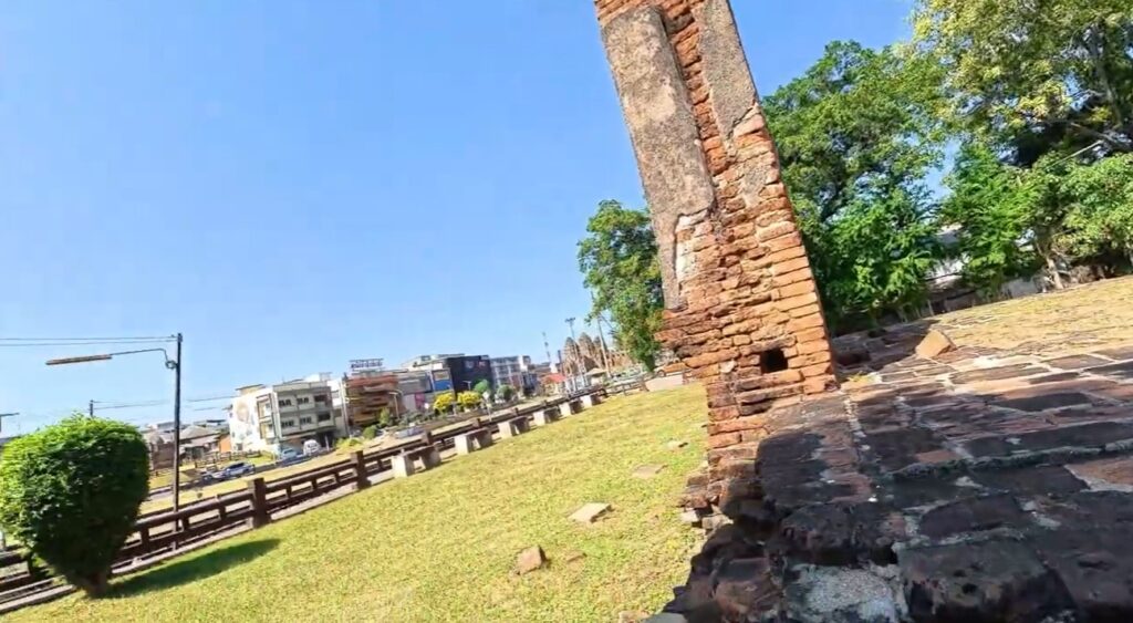 Silent ruins of Wat Nakhon Kosa beside the railway in Lopburi