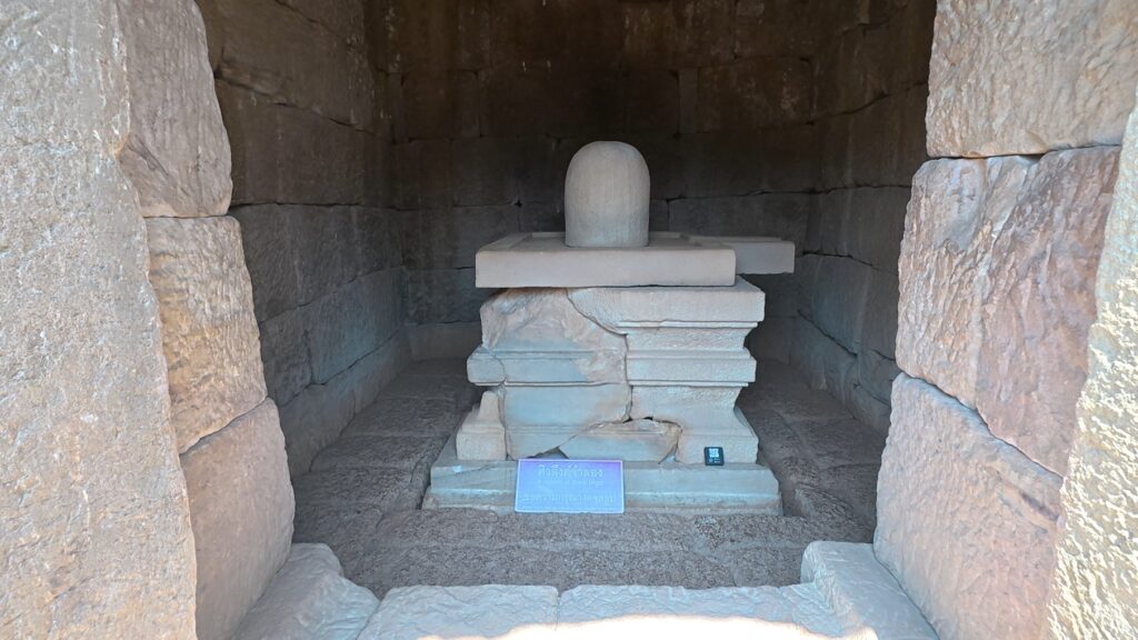 Sacred chamber inside Sadok Kok Thom