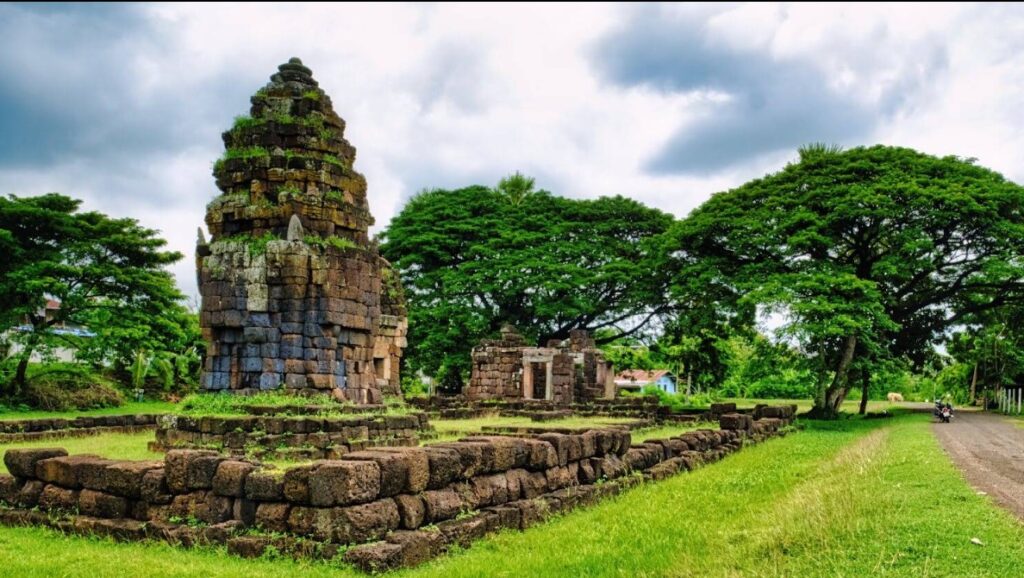 Kuti Rishi Ban Nong Bua Lai