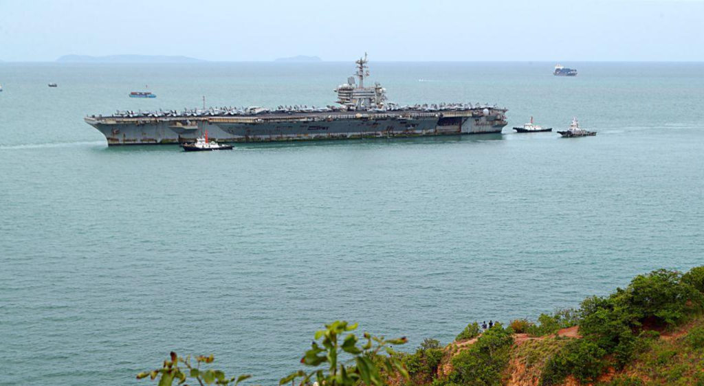 USS Abraham Lincoln departing Laem Chabang, Thailand