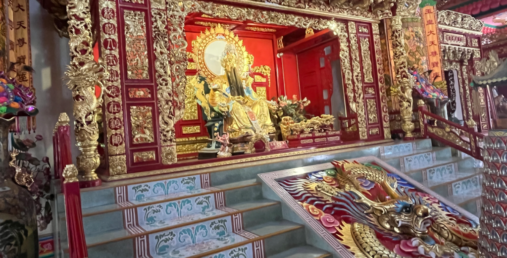 Jade Emperor sanctuary inside Na Jasa Tai Chue Shrine