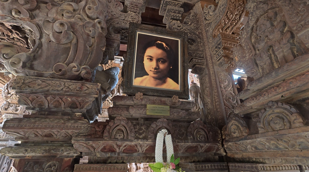 Portrait of Prapai Viriyaphant displayed inside the Sanctuary of Truth